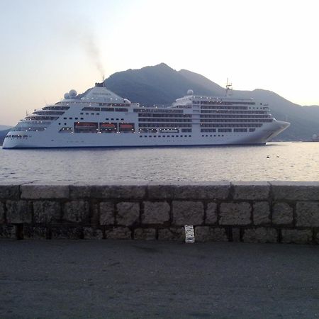 Palace Jelena Rooms Perast Exteriör bild