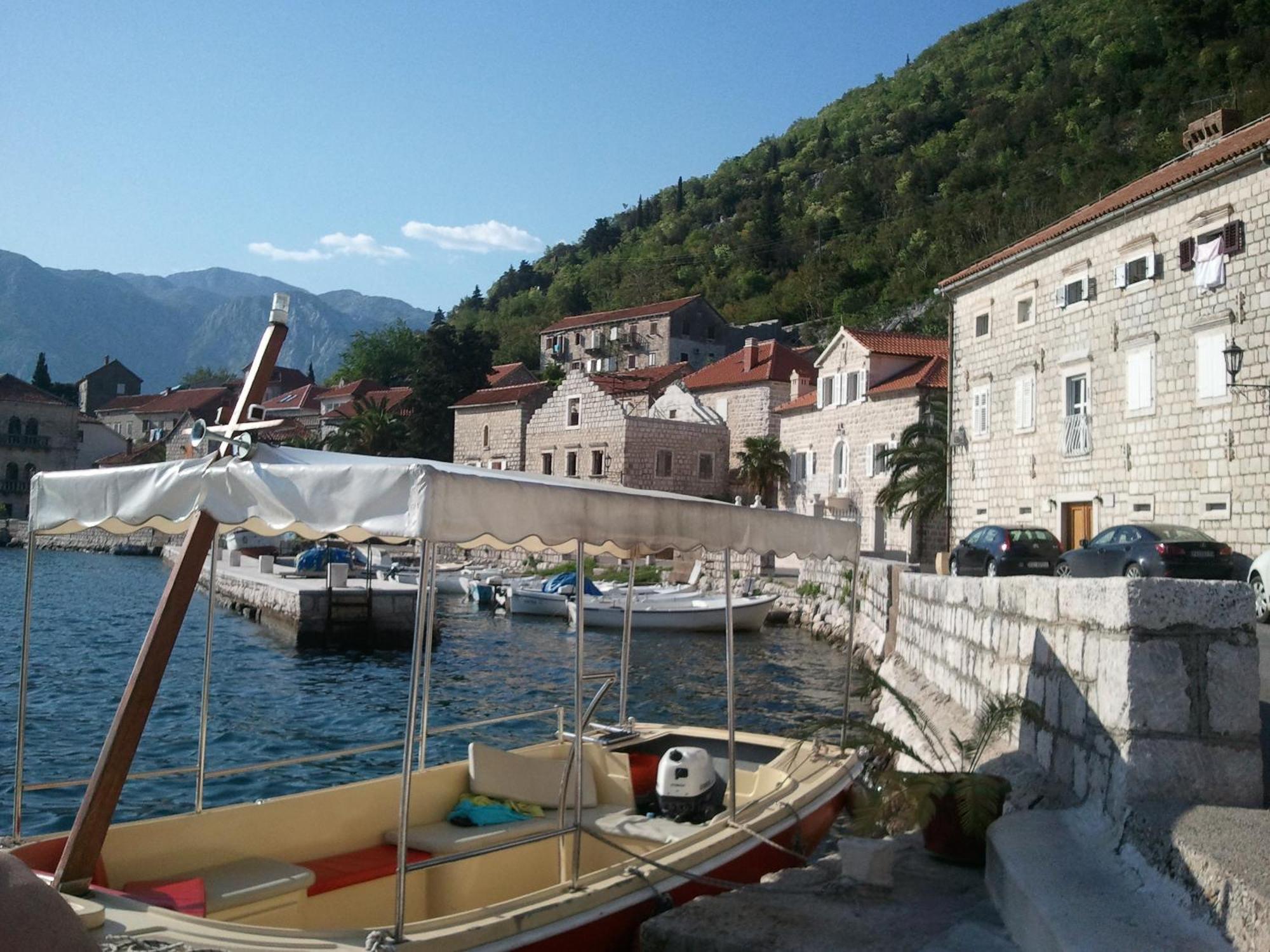 Palace Jelena Rooms Perast Exteriör bild